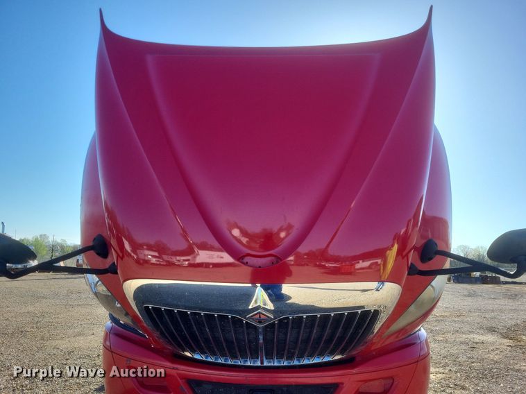 image for item EJ7905 2014 International Pro Star Plus semi truck