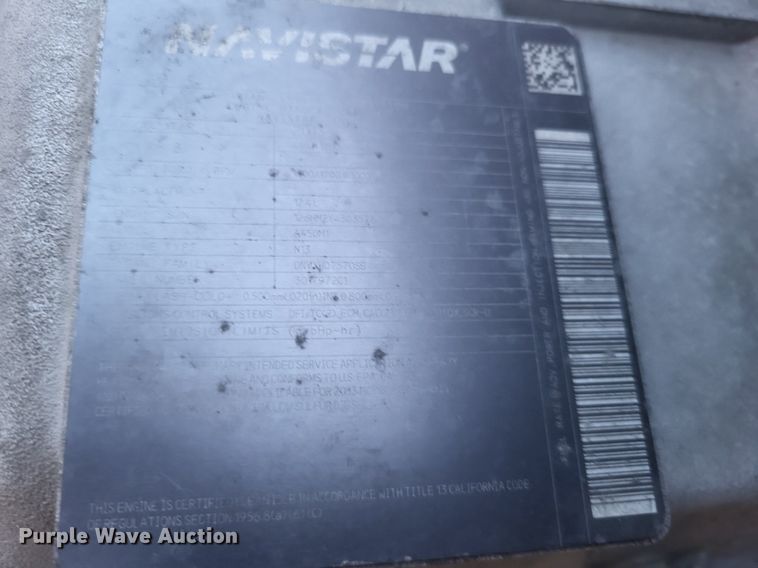 image for item EJ7905 2014 International Pro Star Plus semi truck