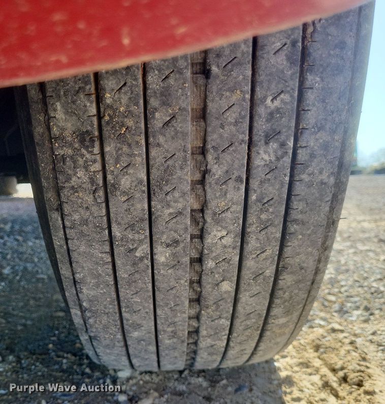 image for item EJ7905 2014 International Pro Star Plus semi truck