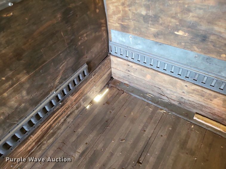 image for item EJ7906 2006 International 4300 box truck