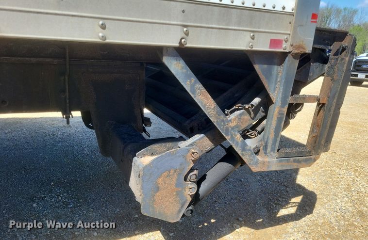 image for item EJ7907 2007 Freightliner Business Class M2 box truck