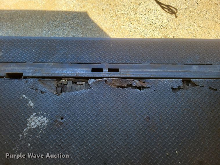 image for item EJ7907 2007 Freightliner Business Class M2 box truck