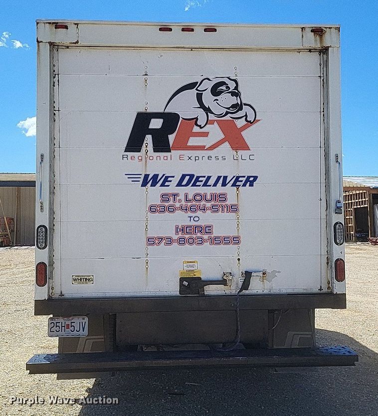 image for item EJ7908 2017 Ford E450 Super Duty  box truck