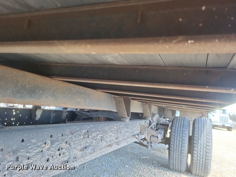 image for item EJ7908 2017 Ford E450 Super Duty  box truck