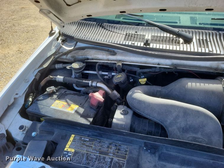 image for item EJ7908 2017 Ford E450 Super Duty  box truck