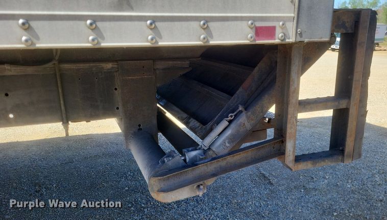 image for item EJ7909 2010 Hino 268 box truck