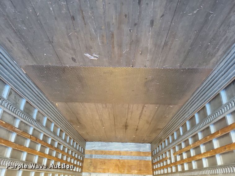 image for item EJ7909 2010 Hino 268 box truck