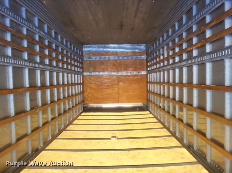 image for item EJ7909 2010 Hino 268 box truck