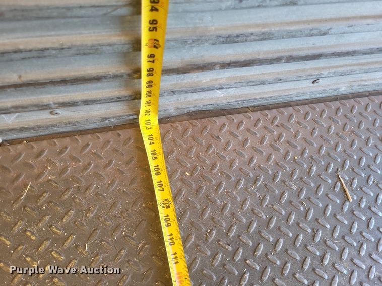 image for item EJ7909 2010 Hino 268 box truck