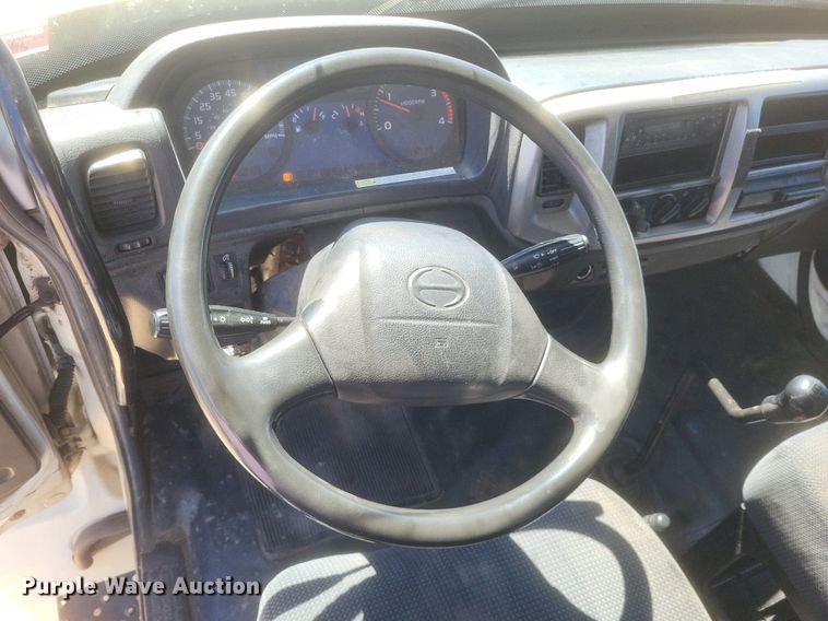 image for item EJ7909 2010 Hino 268 box truck