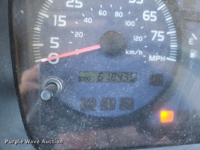 image for item EJ7909 2010 Hino 268 box truck