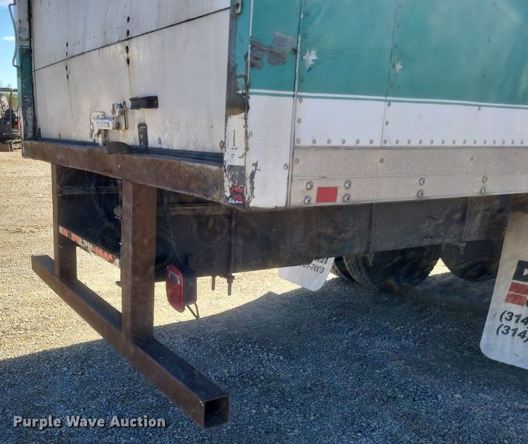 image for item EJ7910 2014 Hino 338 box truck