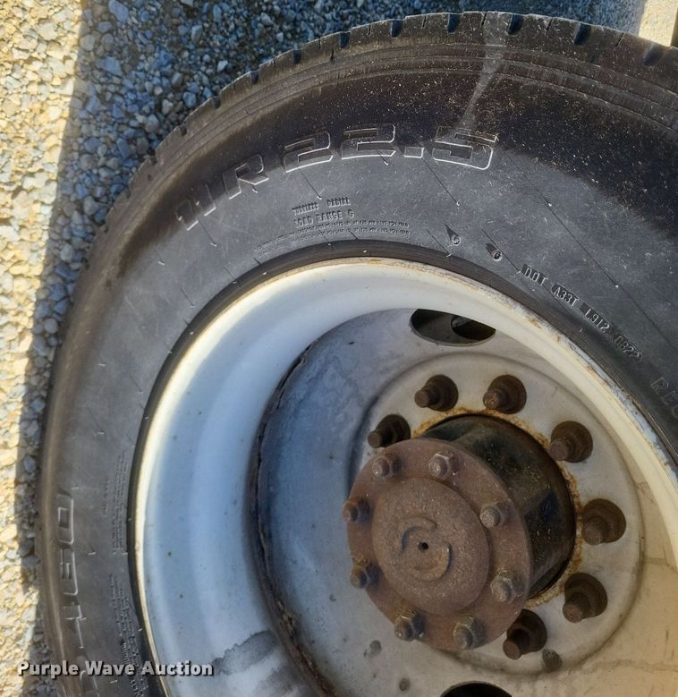 image for item EJ7910 2014 Hino 338 box truck