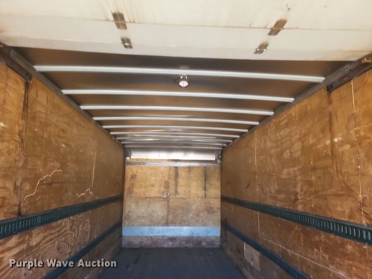 image for item EJ7911 2016 International 4300 box truck