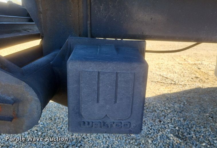 image for item EJ7912 2017 International 4300 box truck