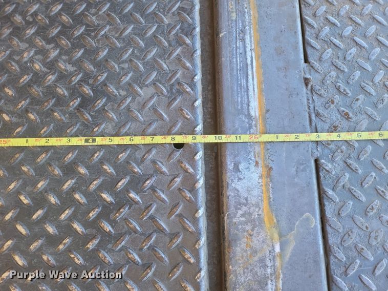 image for item EJ7912 2017 International 4300 box truck