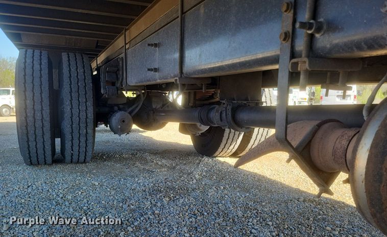 image for item EJ7912 2017 International 4300 box truck