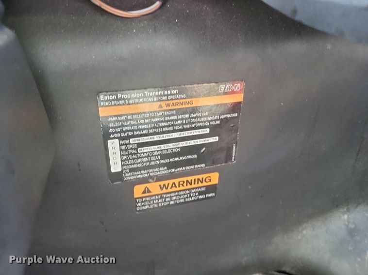 image for item EJ7913 2017 International 4300 box truck