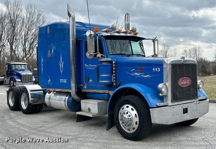 image for item EK4164 2006 Peterbilt 379 semi truck