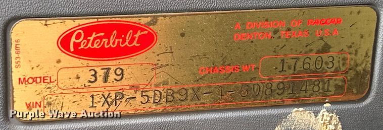 image for item EK4164 2006 Peterbilt 379 semi truck