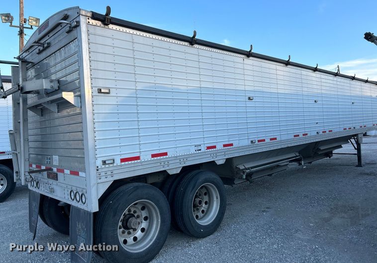 image for item EK4171 2013 Timpte grain trailer