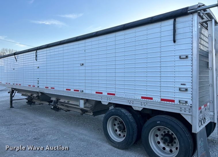 image for item EK4171 2013 Timpte grain trailer