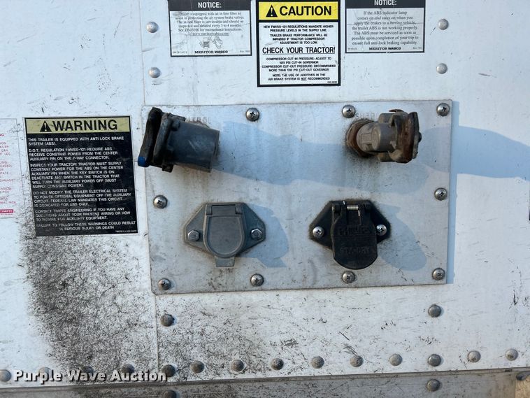 image for item EK4171 2013 Timpte grain trailer