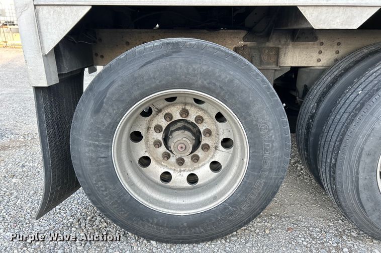 image for item EK4171 2013 Timpte grain trailer