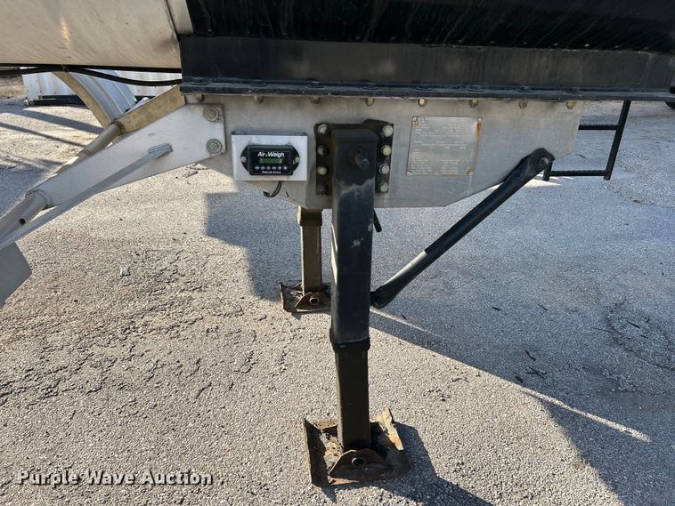 image for item EK4174 2010 Etnyre T6540 tank trailer