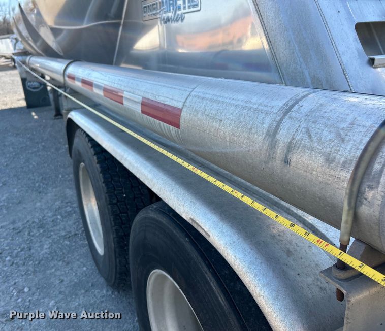 image for item EK4176 2015 Mac tank trailer