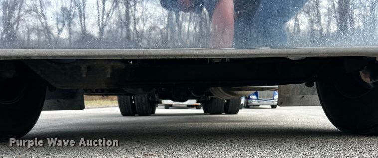 image for item EK4178 2022 Peterbilt 389 semi truck