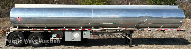 image for item EK4179 2007 Beall BAST-95-4-SB tank trailer