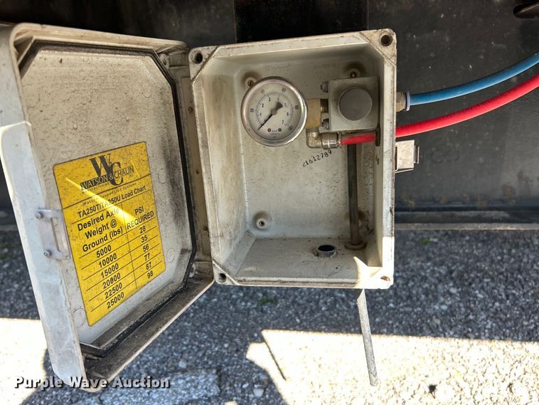 image for item EK4339 2014 Neville Built drop deck equipment trailer