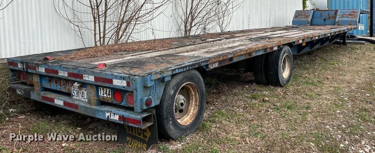 image for item EK4385 2001 Trail King drop deck equipment trailer