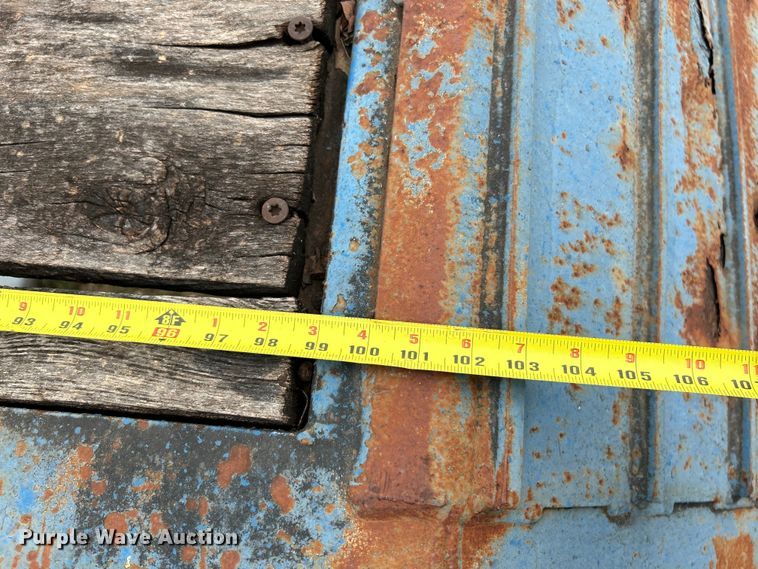 image for item EK4385 2001 Trail King drop deck equipment trailer