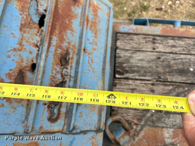 image for item EK4385 2001 Trail King drop deck equipment trailer