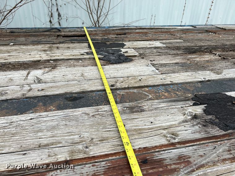 image for item EK4385 2001 Trail King drop deck equipment trailer