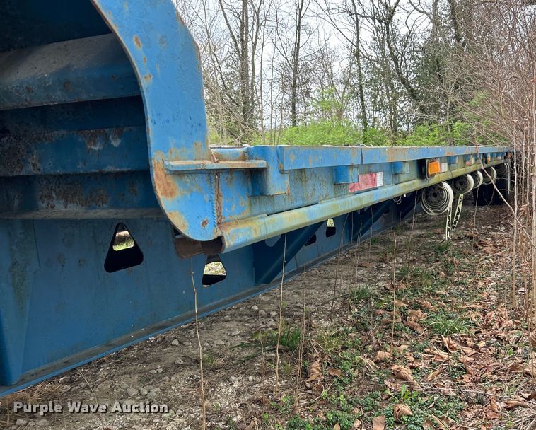 image for item EK4385 2001 Trail King drop deck equipment trailer