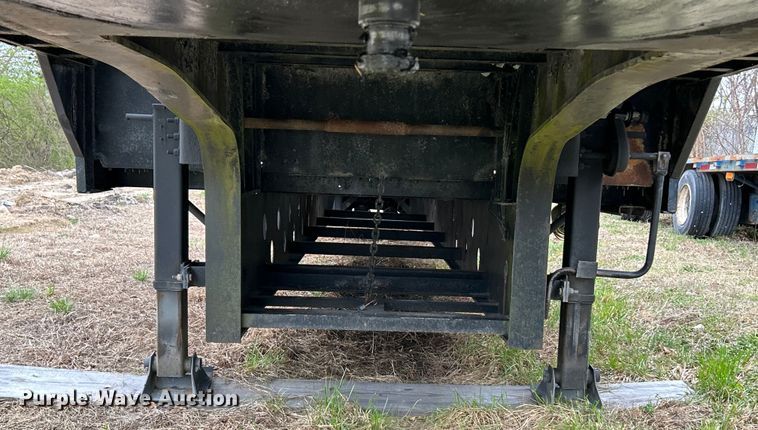 image for item EK4386 1989 Transcraft drop deck equipment trailer