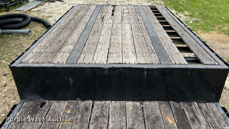 image for item EK4386 1989 Transcraft drop deck equipment trailer