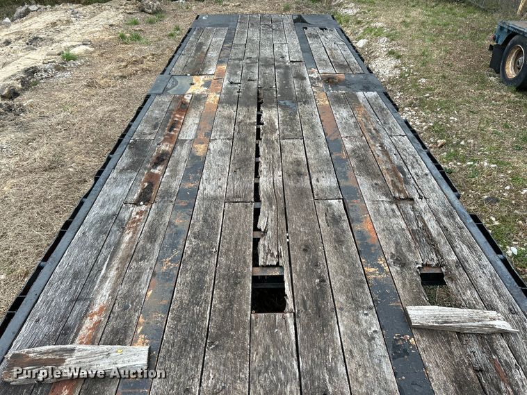 image for item EK4386 1989 Transcraft drop deck equipment trailer