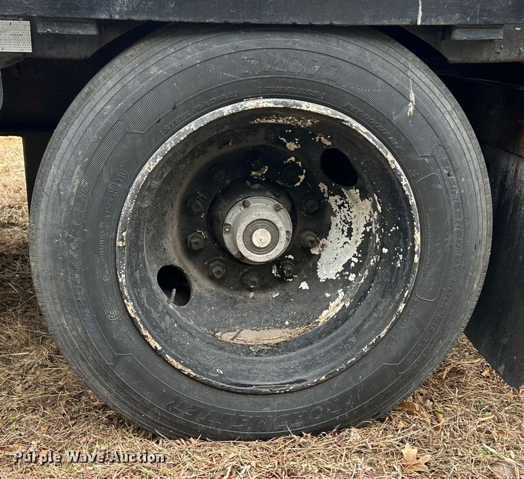 image for item EK4386 1989 Transcraft drop deck equipment trailer