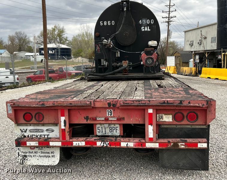 image for item EK4389 2000 Great Dane drop deck equipment trailer