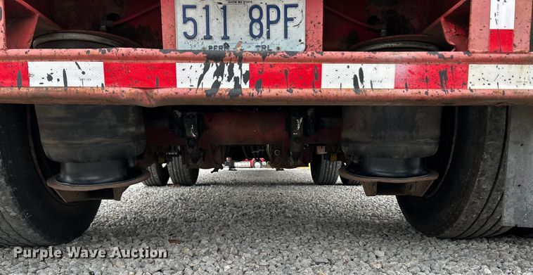 image for item EK4389 2000 Great Dane drop deck equipment trailer