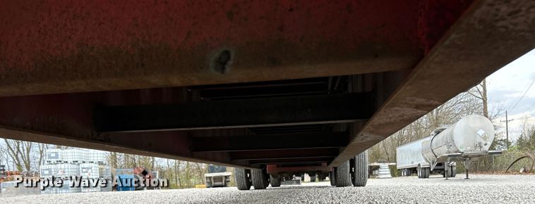 image for item EK4389 2000 Great Dane drop deck equipment trailer