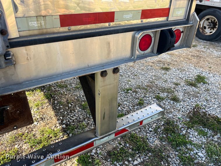 image for item LD9368 2011 Wabash RFALHSA refrigerated van trailer