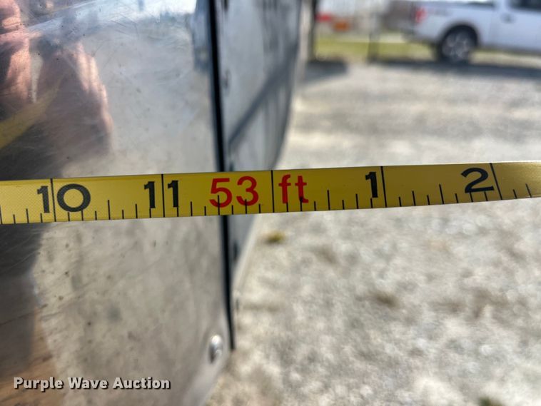 image for item LD9369 2007 Utility refrigerated van trailer