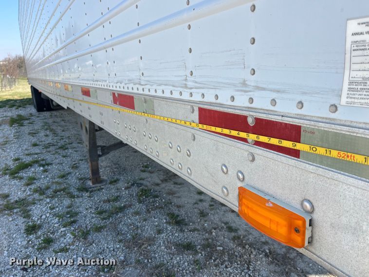 image for item LD9369 2007 Utility refrigerated van trailer