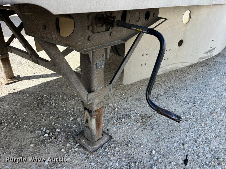 image for item LD9370 2014 Wabash refrigerated van trailer