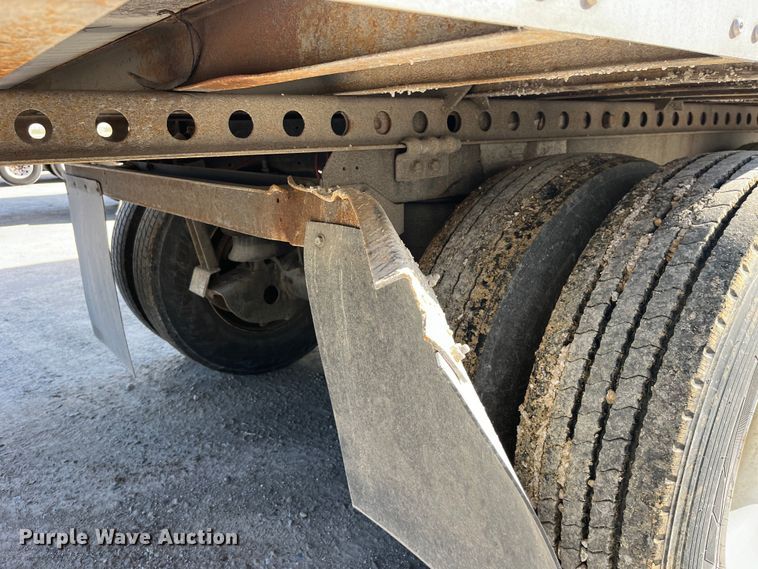 image for item LD9370 2014 Wabash refrigerated van trailer